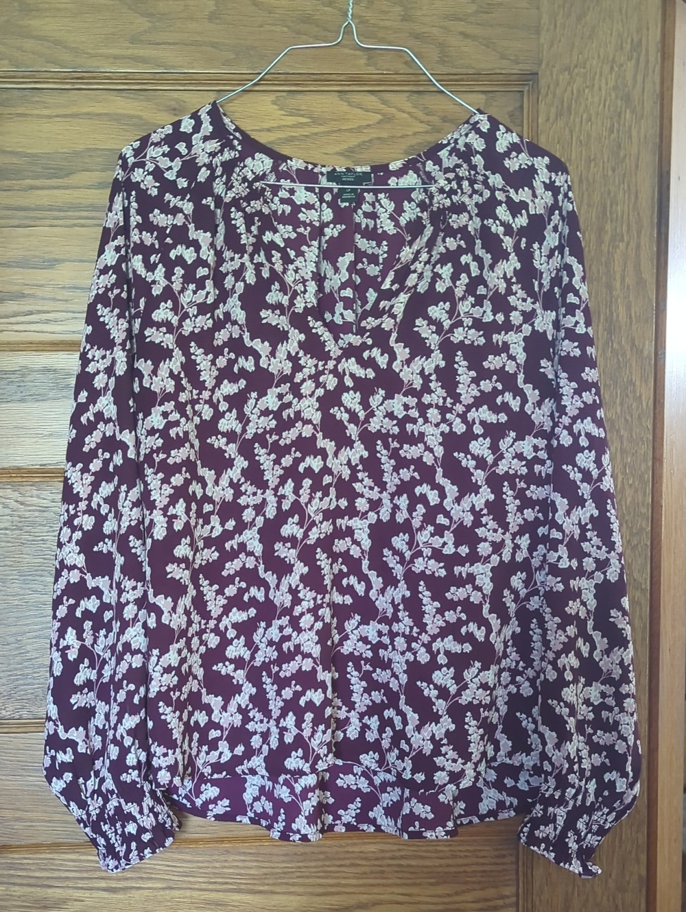 Ann Taylor Factory Plum Floral Long-Sleeve Blouse Size LP
